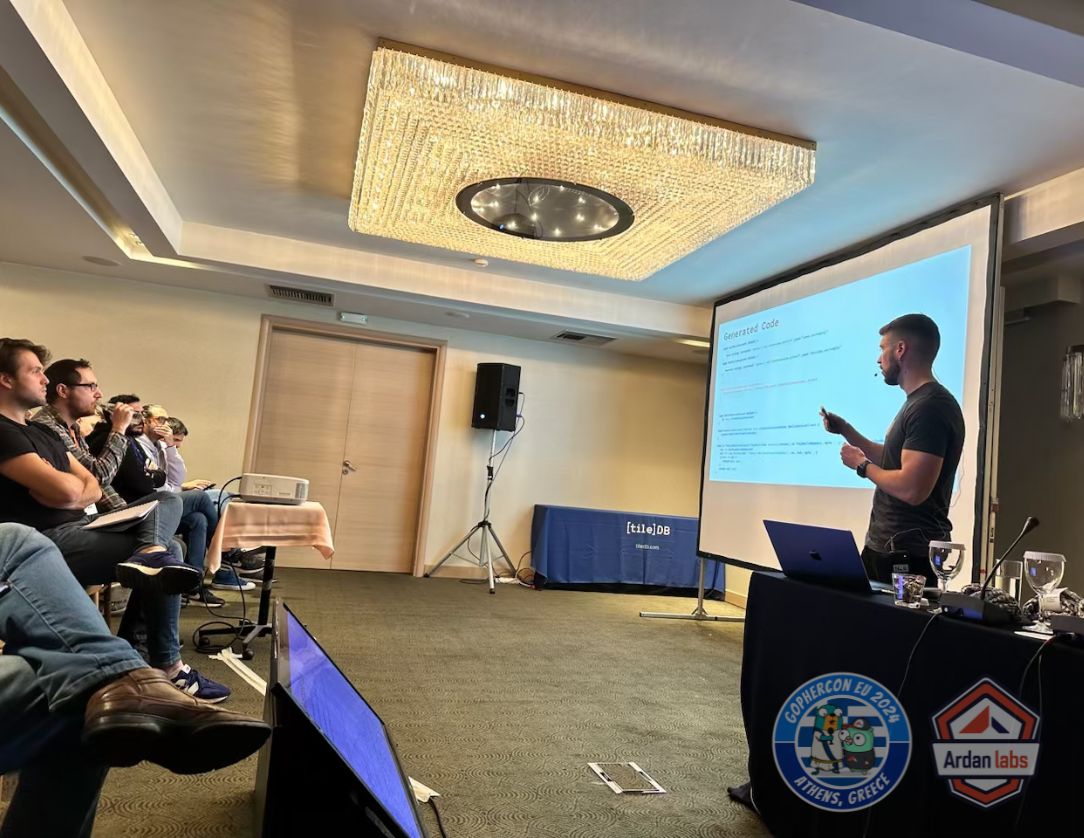 ardanlabs's tweet photo. 📢 That's a wrap for @gopherconeu Athens DAY 3!

📸More pictures from the sessions!

We had a blast with all of our gophers! Big thanks to all of our speakers for sharing their love of #Go.👨‍💻

🗣️Tell us what talk of the day was your favorite!

#GCEUxAL #WinterinAthens #golang https://t.co/7fQ97VI6Pw