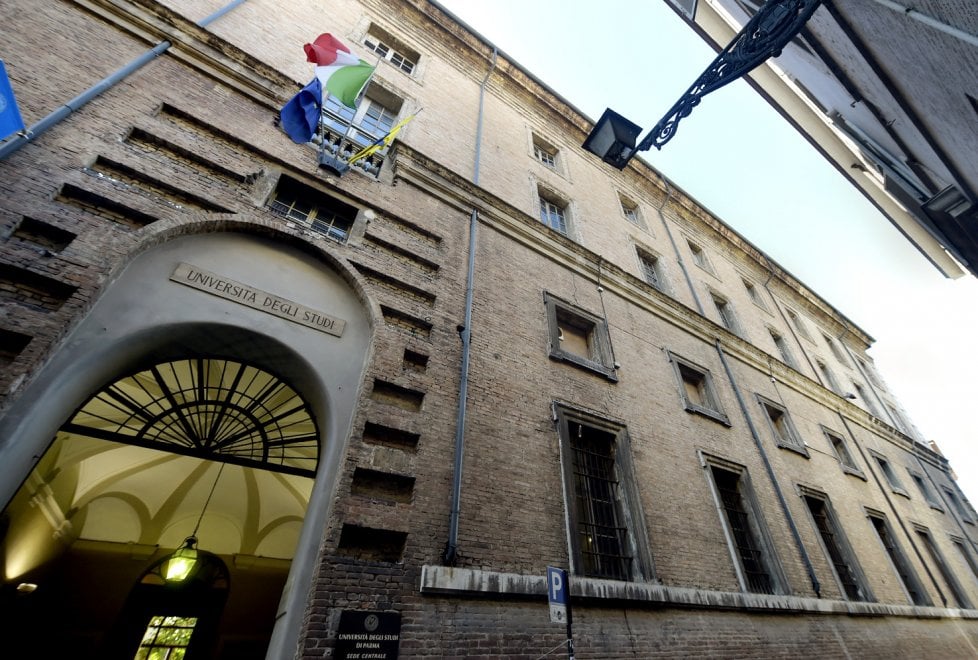 Parma has designed a 3-year university level training course specifically for city council employees! It's intended to help prepare the council - and the city - to better respond to future challenges. Read more here: eunivercitiesnetwork.com/parma-executiv…