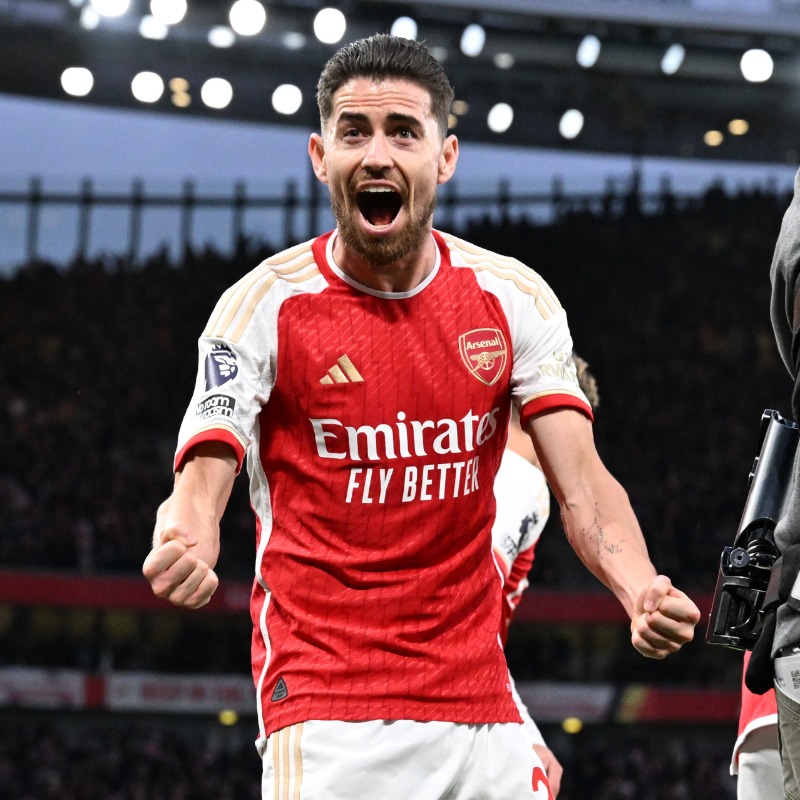 Arsenal's tweet photo. 💬 "Everyone is happy but now is the moment to stay focused and push even more, to go with the good momentum and try to win another game."

🗞 Read the full interview with Jorginho here 👇