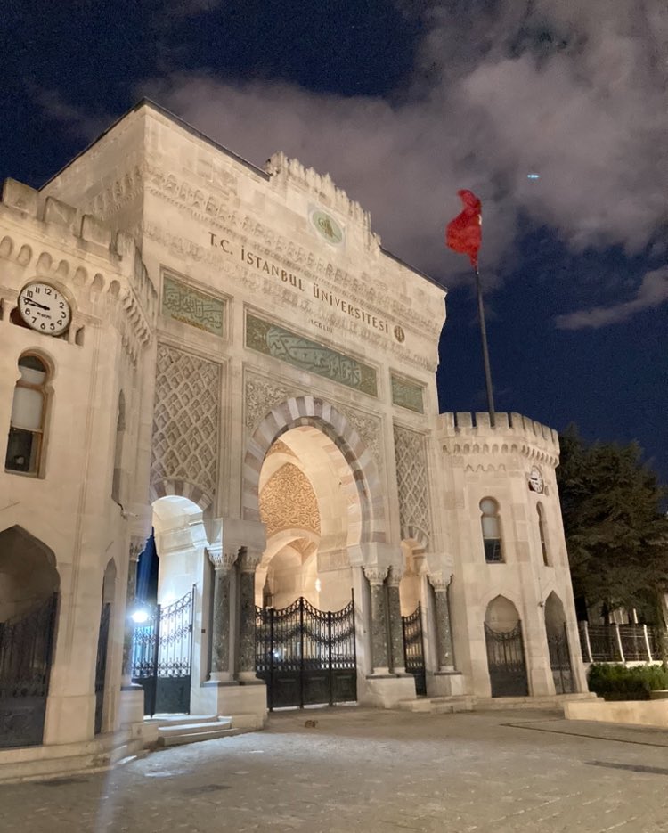 İSTANBUL ÜNİVERSİTESİ MÜZE DEGİLDİR!! Alınan bu yanlış karardan derhal geri dönülmelidir. #iühf #istanbulüniversitesi #istanbul #istanbulüni #iümüzedeğilokul
