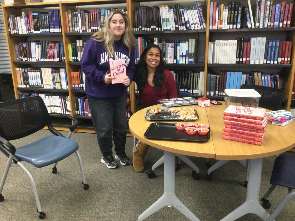 PHS Library Learning Commons tweet media
