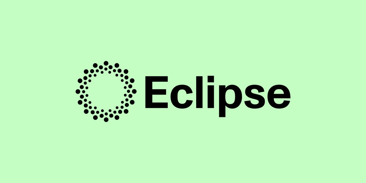 Tom_crpt's tweet photo. 🔍 4 projets crypto à surveiller pour 2024

Hello les cryptonautes passionnés. Aujourd'hui, comme vous l'avez vu dans le titre, on va dig (analyser) ensemble 4 projets crypto très interessant pour 2024.
Si ce format vous intéresse, n'hésitez pas à interagir avec le tweet, et je vous proposerai une partie 3.

.
Introduction

De manière très concise, je vais maintenant vous présenter la liste des projets que nous allons étudier :

➮ @EclipseFND         : Partie 1
➮ @fhenix              : Partie 2
➮ @CosmosAVAX    : Partie 3
➮ @EspressoSys      : Partie 4

.
.
1. Eclipse

🔹Commençons ce thread avec @EclipseFND :

Eclipse, une avancée majeure dans le domaine de la blockchain Ethereum, se présente en tant que solution de couche 2. Associant les puissantes technologies d'Ethereum, Solana (SVM), Celestia, et RISC Zero, Eclipse se distingue par une approche modulaire et évolutive, offrant un aspect personnalisable.

.
🔹Qu'est-ce qu'Eclipse ?

➮ Eclipse est une solution Layer 2, apportant une innovation significative à la blockchain Ethereum. Dotée d'une architecture modulaire de type Validium (c'est similaire à un rollup à quelques différences près, nous verront ça après), Eclipse offre une flexibilité, permettant aux développeurs de personnaliser les fonctionnalités selon leurs besoins spécifiques.

➮ La polyvalence d'Eclipse est soulignée par son support des machines virtuelles Ethereum ET Solana, offrant ainsi une gamme étendue d'options en matière de performances, de sécurité et de couches de disponibilité des données. Eclipse se positionne comme une référence en termes de performance, affichant une vitesse remarquablement supérieure, jusqu'à 10 fois plus rapide que d'autres solutions telles qu'Optimism.

.
🔹Fonctionnement d'Eclipse

➮ Couche de règlement - Ethereum (@ethereum) :
Eclipse tire avantage d'Ethereum en tant que couche de règlement, assurant la finalisation et la sécurité des transactions. Les transactions sont sécurisées sur la blockchain Ethereum, avec l'utilisation d'ETH comme jeton de gaz pour les frais.

➮ Couche d'exécution - Machine virtuelle de Solana (SVM) (@solana) :
Eclipse exploite la machine virtuelle de Solana (SVM = Sealevel VM) pour la logique applicative et les smarts contracts. La machine virtuelle Solana (SVM) se distingue par sa capacité à traiter des transactions en parallèle grâce à Sealevel, offrant une évolutivité horizontale. En comparaison avec la machine virtuelle Ethereum (EVM), Eclipse bénéficie d'un traitement plus rapide en éliminant la séquentialité.
En gros, la SVM offre un traitement rapide des transactions, un débit élevé, et une faible latence.

➮ Disponibilité des données - Celestia (@CelestiaOrg) :
Eclipse garantit la disponibilité et la vérifiabilité des données en utilisant la Data Availability de Celestia, une plateforme évolutive et sécurisée pour la publication des données. En gros Eclipse dépose ses données sur Celestia.

➮ Preuves de fraude - RISC Zero (@RiscZero) :
Eclipse intègre RISC Zero pour la validation et les preuves ZK (zéro-knowledge), éliminant le besoin de sérialisation à l'état intermédiaire, renforçant l'efficacité et la sécurité du système. Je vous conseil d'allez voir ce qu'est Risc Zero, c'est un bon projet (je vais vous faire un thread dessus, wait).

.
🔹Eclipse un Validium et non un Rollup !

En gros, sur Eclipse, les données sont déposées sur Celestia au lieu d'être déposées sur Ethereum. C'est ça qui fait de lui un Validium.
Concernant cette approche, il existe deux camps :  
➮ Ceux qui pensent que c'est "moral"  
➮ et ceux qui pensent que les données doivent être déposées absolument sur Ethereum, et qui donc ne cautionnent pas des solutions comme Celestia.

Ce qui est sur c'est qu'un L2 utilisant Celestia comme Data Availibity n'est pas un rollup, ça y ressemble mais c'est un Validium.

Là, vous devez surement vous poser la question suivante : "Ok cool mais c'est quoi la différence entre Rollup et Validium ?"

➮ Le Rollup 
D'un côté, le rollup garantit une sécurité totale en diffusant toutes les données nécessaires directement sur la principale couche d'Ethereum, assurant ainsi une accessibilité et une vérifiabilité constantes.

➮ Le Validium 
De l'autre côté, le validium utilise une preuve cryptographique sur la chaîne principale pour certifier l'état du réseau. Cependant, les données nécessaires à cette vérification sont stockées sur une chaîne spécialisée, comme Celestia, souvent appelée data availability layer (DA). En conséquence, la sécurité du validium dépend de la disponibilité constante de son DA.

.
🔹Avantages et spécificités d'Eclipse

➮ Environnement évolutif pour les dApps :

Eclipse Mainnet offre un environnement évolutif, sécurisé et efficace pour le développement d'applications décentralisées (dApps) avec une capacité d'exécution en parallèle avec la machine virtuelle Solana (comme nous l'avons vu précédemment).

➮ Adoption de marchés de frais locaux :

Eclipse adopte des marchés de frais locaux, offrant une flexibilité accrue dans le traitement des transactions.
En évitant le goulot d'étranglement lié à la croissance de l'État, Eclipse surpasse les limitations de l'EVM d'Ethereum en termes de scalabilité et de performances.

.
🔹Liens utiles
🗞️ Site officiel : https://t.co/VoMd6rCS2E
🗞️ Doc : https://t.co/ZGIxO49kFG
🗞️ Discord : https://t.co/xj6fjzNc85

.
🔹Conclusion

Eclipse est un Layer 2 d'Ethereum utilisant la machine virtuelle de Solana, la Data Availability de Celestia et les preuves ZK de RiscZero. Ce projet n'a pas encore de token et s'inscrit pleinement dans la narative modulaire, ce qui en fait donc un projet à surveiller pour 2024 !

.
.
2. Fhenix

🔹Qu'est-ce que @fhenix ?

➮ Fhenix est le premier réseau de Layer 2 confidentiel alimenté par un chiffrement entièrement homomorphe (FHE pour Fully Homomorphic Encryption). 

➮ Grâce à l'utilisation de fhEVM, Fhenix permet aux développeurs Ethereum de construire de manière transparente des contrats intelligents chiffrés et d'effectuer des calculs chiffrés sur des données, le tout en utilisant Solidity et d'autres outils familiers et faciles à utiliser. (On va parler de fhEVM dans la suite du thread, ne vous inquiétez pas.)

.
🔹Wowowo stop. C'est quoi cette histoire de FHE, le "chiffrement entièrement homomorphe" ?

➮ Le chiffrement homomorphe (FHE pour Fully Homomorphic Encryption) est une technique de chiffrement avancée qui permet de réaliser des opérations sur des données chiffrées sans avoir à les déchiffrer au préalable. Contrairement au chiffrement classique, qui nécessite de déchiffrer les données avant de les traiter, le chiffrement homomorphe permet d'effectuer des opérations directement sur les données chiffrées, préservant ainsi la confidentialité.

➮ En d'autres termes, avec le FHE, il est possible de réaliser des calculs et des opérations sur des données chiffrées, et le résultat obtenu sera également chiffré. Cela offre un niveau élevé de confidentialité, car les données sensibles ne sont jamais exposées en clair pendant le traitement.

➮ Le FHE a des applications potentiellement importantes en matière de confidentialité des données, de sécurité informatique et d'informatique sécurisée. Dans le contexte de Fhenix, le FHE est utilisé pour permettre le calcul sur des données chiffrées tout en interagissant avec la blockchain Ethereum, offrant ainsi une couche de confidentialité supplémentaire.

ℹ️ Information :
Pour ceux qui ne connaissent pas le principe du chiffrement, je vais vous l'expliquer brièvement ici :
Le chiffrement est une technique de sécurité qui transforme des informations en un format illisible, appelé texte chiffré. Chiffrer quelque chose signifie simplement le rendre difficile à comprendre sans la clé de déchiffrement appropriée. Cela aide à protéger la confidentialité des données lorsqu'elles sont stockées ou transmises sur des réseaux

.
🔹Qu'est-ce qui rend Fhenix si spécial ? 

➮ Le FHE offre aux développeurs une technologie supérieure pour sécuriser les données privées et effectuer des calculs chiffrés, ce qui permet une large gamme de nouveaux cas d'utilisation très nécessaires dans Web3. La conception modulaire de Fhenix facilite l'intégration transparente du FHE / calcul chiffré à travers toutes les couches de la blockchain et permet le déploiement facile de contrats intelligents confidentiels.

.
🔹Est-ce similaire aux protocoles ZK (Zero Knowledge Proof) ? 

➮ Non, pas vraiment. Ça vous va comme réponse ? Non, je rigole. Je vais vous expliquer le pourquoi et le comment

➮ Les preuves Zk ne permettent que des vérifications qui favorisent la scalabilité, mais elles ne facilitent pas le calcul chiffré en raison de l'incapacité à combiner des données privées de plusieurs parties. 

➮ En ce sens, ZK est plus pertinent pour la scalabilité avec un certain degré de sécurité, tandis que le FHE permet des niveaux plus élevés de sécurité des données associés à des cas d'utilisation sans précédent pris en charge par ses fonctionnalités de chiffrement "holistiques", comme les enchères privées sur la chaîne.

.
🔹Pourquoi est-ce important pour Web3 ?

Le chiffrement des données est le dernier problème à résoudre dans les blockchains publiques, telles qu'Ethereum. En utilisant la technologie de chiffrement entièrement homomorphe (FHE) pour les smarts contracts confidentiels, Fhenix est en mesure de garantir des niveaux exceptionnels de sécurité des données et de tracer la voie pour des cas d'utilisation dans la blockchain et l'IA.

.
🔹Comment Fhenix permet-il le calcul chiffré ? 

En exploitant la technologie de pointe du chiffrement entièrement homomorphe, Fhenix permet la confidentialité dans les smarts contracts. Le chiffrement entièrement homomorphe (FHE) facilite les calculs sur des données chiffrées sans nécessiter de déchiffrement comme nous l'avons vu précedement. Le FHE offre le potentiel de permettre des smarts contracts confidentiels, garantissant que les entrées de transaction et les états restent chiffrés tout au long du processus de calcul.

.
🔹Qu'est-ce que fhEVM ?

La fhEVM est un ensemble d'extensions pour la Machine Virtuelle Ethereum (EVM) qui permettent aux développeurs d'intégrer de manière transparente le FHE dans leurs flux de travail et de créer des contrats intelligents chiffrés sans aucune expertise cryptographique, tout en écrivant toujours en Solidity ! Le protocole fhEVM a été initialement développé par Zama, la principale entreprise de cryptographie construisant des solutions de chiffrement homomorphe open source pour la blockchain et l'IA, et a été intégré directement dans le réseau Fhenix grâce à un partenariat stratégique.

.
🔹Liens utiles
🗞️ Site officiel : https://t.co/JoKk0CbRkc
🗞️ Use-cases de Fhenix : https://t.co/jhrIO7715A
🗞️ Doc : https://t.co/upKtQcUTZy

.
🔹Conclusion

@fhenix est un Layer 2 qui s'inscrit pleinement dans la narrative privacy. La combinaison de ces deux narratives en fait un projet prometteur pour 2024. (PS : Ils n'ont pas encore de token 😏)

.
.
3. Landslide

🔹Continuons avec @CosmosAVAX, qu'est-ce que Landslide ?

Landslide est un projet que je suis de près depuis un petit moment. C'est vraiment intéressant, et il propose du nouveau dans l'écosystème Avalanche + Cosmos, je pense que vous allez kiffer. Bonne lecture !

➮ Tout d'abord, Landslide est un subnet Avalanche intégrant la machine virtuelle de Cosmos : CosmWasm. Si vous êtes un peu perdu(e) concernant ce qu'est Avalanche, les subnets, etc..., je vous redirige vers ce thread qui vous présentera tout cela :
🗞️ https://t.co/YsOMFdAc3B

ℹ️ Information :
Je vous rappelle brièvement ce qu'est un Subnet ici :
Un Avalanche Subnet est un réseau plus petit et autonome au sein de l'écosystème plus large d'Avalanche. Il se compose d'un groupe de validateurs qui travaillent ensemble pour atteindre un consensus sur les transactions pour une ou plusieurs blockchains.

.
🔹Qu'est ce que permet Landslide ?

➮ Landslide facilite une connectivité inter-chaînes transparente entre Avalanche et l'écosystème inter-chaînes grâce à l'IBC. Cette connexion IBC révolutionnaire avec Avalanche permet une interopérabilité entre Avalanche, Cosmos et d'autres chaînes compatibles IBC. Elle ouvre la voie à une nouvelle ère d'opérations DeFi inter-chaînes, de scalabilité et d'expérience utilisateur optimisée en permettant à toute application décentralisée basée sur CosmWasm de fonctionner nativement sur le réseau Avalanche.

➮ À travers Landslide, un écosystème blockchain plus interconnecté et robuste est favorisé, renforçant la liquidité, diversifiant les applications et les actifs, et attirant une base d'utilisateurs plus étendue vers la blockchain.

.
🔹Bridge inter-chaînes

➮ La création d'un pont de communication inter-chaînes (IBC) vers Avalanche représente un développement significatif dans l'espace de la blockchain, offrant plusieurs avantages. Tout d'abord, le protocole IBC permet une interopérabilité sans heurts entre différentes blockchains. En connectant Avalanche via un pont IBC, cela signifie que la blockchain peut interagir de manière sécurisée et efficace avec Cosmos et d'autres chaînes compatibles IBC, ouvrant la voie à des transferts d'actifs et de données entre ces réseaux.

➮ Cette expansion de l'IBC vers Avalanche, une chaîne non-Cosmos, constitue une étape cruciale vers un écosystème blockchain plus interconnecté et interoperable. Cela peut entraîner une augmentation significative de la liquidité, une diversification accrue des applications et des actifs, renforçant ainsi la robustesse de l'ensemble de l'écosystème.

➮ De plus, en tirant parti de la haute capacité de traitement et des frais réduits d'Avalanche, les applications décentralisées basées sur Cosmos peuvent offrir une meilleure expérience à leurs utilisateurs.

.
🔹D'un point de vue utilisateur

➮ Enfin, du point de vue de l'utilisateur, cela signifie un accès à des dApps et des services plus diversifiés sans avoir à gérer plusieurs portefeuilles ou à naviguer entre différents réseaux. Cela simplifie l'expérience utilisateur, attirant potentiellement plus d'utilisateurs vers l'écosystème blockchain.

.
🔹Liens utiles
🗞️ Site officiel : https://t.co/nOz67o2h22
🗞️ Doc : https://t.co/O6ueOLbLwF
🗞️ Discord : https://t.co/xbisDQwC6K

.
🔹Conclusion

Le réseau Landslide est un nouveau sous-réseau Avalanche compatible avec l'IBC, permettant à toute application décentralisée basée sur CosmWasm de fonctionner nativement sur le réseau Avalanche. Les objectifs principaux du réseau Landslide incluent une connexion native à l'IBC, une réduction du temps de finalité des transactions sur Tendermint, l'exploitation d'opportunités de trading avec des finalités plus rapides, une compatibilité totale avec CosmosSDK, et la promotion de la collaboration entre Avalanche, Cosmos et d'autres chaînes compatibles IBC.

C'est un projet à surveiller pour 2024, d'autant plus qu'il n'a pas encore de token. 😏

.
.
4. Espresso

🔹On finit ce thread avec @EspressoSys. Qu'est-ce que c'est ?

Les rollups, essentiels à l'évolution d'Ethereum, sont au cœur de sa modernisation. Toutefois, un défi persiste : la centralisation des Sequencers. Ces ordonnateurs, bien qu'essentiels, peuvent devenir des points de faiblesse entraînant des temps d'arrêt. Une solution se dessine avec le projet ESPRESSO Sequencer, visant à décentraliser ce processus critique.

.
🔹Rôle du Sequencer dans les Solutions Layer 2

Le Sequencer est comme l'architecte en chef des solutions Layer 2, surtout dans le monde des rollups. Il a le travail essentiel d'organiser les transactions qui se produisent sur le Layer 2.

➮ Son travail inclut l'organisation des transactions, les regroupant, puis les comprimant. Après cette étape, ces transactions sont toutes publiées ensemble sur la blockchain Ethereum.

➮ Chaque transaction vient avec une preuve cryptographique pour s'assurer que l'état du rollup est valide. Cela donne aux utilisateurs la possibilité de vérifier que les changements d'état sur le rollup sont légitimes, renforçant ainsi la confiance dans le processus.

En gros un Sequencer c'est un protocole qui agit comme un gestionnaire qui ordonne les transactions, les regroupe en paquets, les compresse et les envoie sur la chaîne principale (Layer 1). En plus de cela, il crée une preuve cryptographique pour chaque transaction, permettant aux utilisateurs de vérifier la validité des changements d'état sur la couche secondaire (Layer 2).

.
🔹Défis Actuels avec les Sequencers Uniques et Centralisés

Lorsque les Sequencers sont uniques et centralisés, cela crée des problèmes importants. La centralisation rend le système vulnérable à des points faibles, mettant en péril la robustesse globale du réseau.

Cette centralisation accroît le risque de temps d'arrêt, affectant plusieurs rollups en même temps si le Sequencer vient à crach. 
C'est une situation préoccupante qui met en évidence le besoin de solutions décentralisées pour assurer la stabilité du réseau Ethereum. 

Si le Sequencer s'arrête, c'est tout le Layer 2 qui cesse d'envoyer les transactions sur la chaîne principale (Layer 1). Un peu gênante comme situation.

.
🔹ESPRESSO Sequencer : Une Approche Décentralisée

Espresso Sequencer se présente comme une réponse à la centralisation inquiétante des Sequencers, offrant une alternative décentralisée pour renforcer la solidité du réseau Ethereum.

Sa conception innovante, basée sur un fork de Polygon zkEVM, permet à Espresso Sequencer de fonctionner sans heurts sur plusieurs rollups. Cette approche diversifiée vise à éliminer les points de vulnérabilité liés à la centralisation.

Au cœur de cette solution, le système de Proof of Stake spécialisé, HotShot, prend en charge l'ordonnancement des transactions. En utilisant des nœuds de consensus, il établit un ordre transparent pour les rollups, ajoutant ainsi une dimension décentralisée et robuste au processus d'ordonnancement.

➮ Espresso est un réseau de Sequencers décentralisés. Ainsi, en utilisant Espresso, les Layer 2 s'éloignent du risque d'arrêt de toute la chaîne en cas de dysfonctionnement de leur Sequencer.

.
🔹Tiramisu : Solution Complémentaire pour la Data Availability

Dans le contexte de la data availability (disponibilité des données), Espresso Systems propose Tiramisu, une solution complémentaire visant à renforcer la fiabilité des rollups.

Tiramisu se compose de 3 couches distinctes de data availability. 
• Savoiardi est une couche qui résistante à la corruption, s'inspire de la proposition danksharding d'Ethereum. 
• Mascarpone, comité de DA, certifie la disponibilité des données en recevant des sources diverses. 
• Cocoa, un CDN optionnel, accélère la diffusion tout en restant en phase avec la fiabilité.

L'intégration de Tiramisu apporte une dimension cruciale à la fiabilité des rollups. Les différentes couches garantissent non seulement la data availability mais renforcent également la résilience du réseau, offrant ainsi une réponse aux défis de fiabilité rencontrés précédemment.

.
🔹Liens utiles
🗞️ Site officiel : https://t.co/goG5Wx2qOn
🗞️ Doc : https://t.co/CAlOlltxTc
🗞️ Discord : https://t.co/th2AwC5pOw

.
🔹Conclusion

@EspressoSys est le sequencer décentralisé par excellence, proposant également un système de Data Availability connectant des solutions de type Layer 2.
C'est un super projet ultra utile pour les L2. En fait, quand on y pense, Espresso me semble être indispensable pour un rollup car il permet de mettre à disposition un réseau de sequencer décentralisé pour layer 2, éliminant le problème de centralisation des sequencers, et permet également de gérer la Data Availability. On en conclut que c'est un projet à surveiller de très près pour 2024 !

. 
. 
🙌 On arrive à la fin de ce long thread sur les projets crypto à surveiller pour 2024. J'espère que vous avez appris plein de choses ! Un grand merci à tous ceux qui ont pris le temps de lire jusqu'au bout.

🚨 Est-ce que le thread vous a plu ? Donnez-moi votre avis svp, et si vous avez apprécié, je vous sortirai une partie 3 d'ici peu !

N'hésite pas à interagir avec les tweets pour poser des questions, donner ton avis ou partager tes expériences.

Ta participation enrichit la discussion !🫵
(Partie 1 : https://t.co/AdCOAT5sUm)