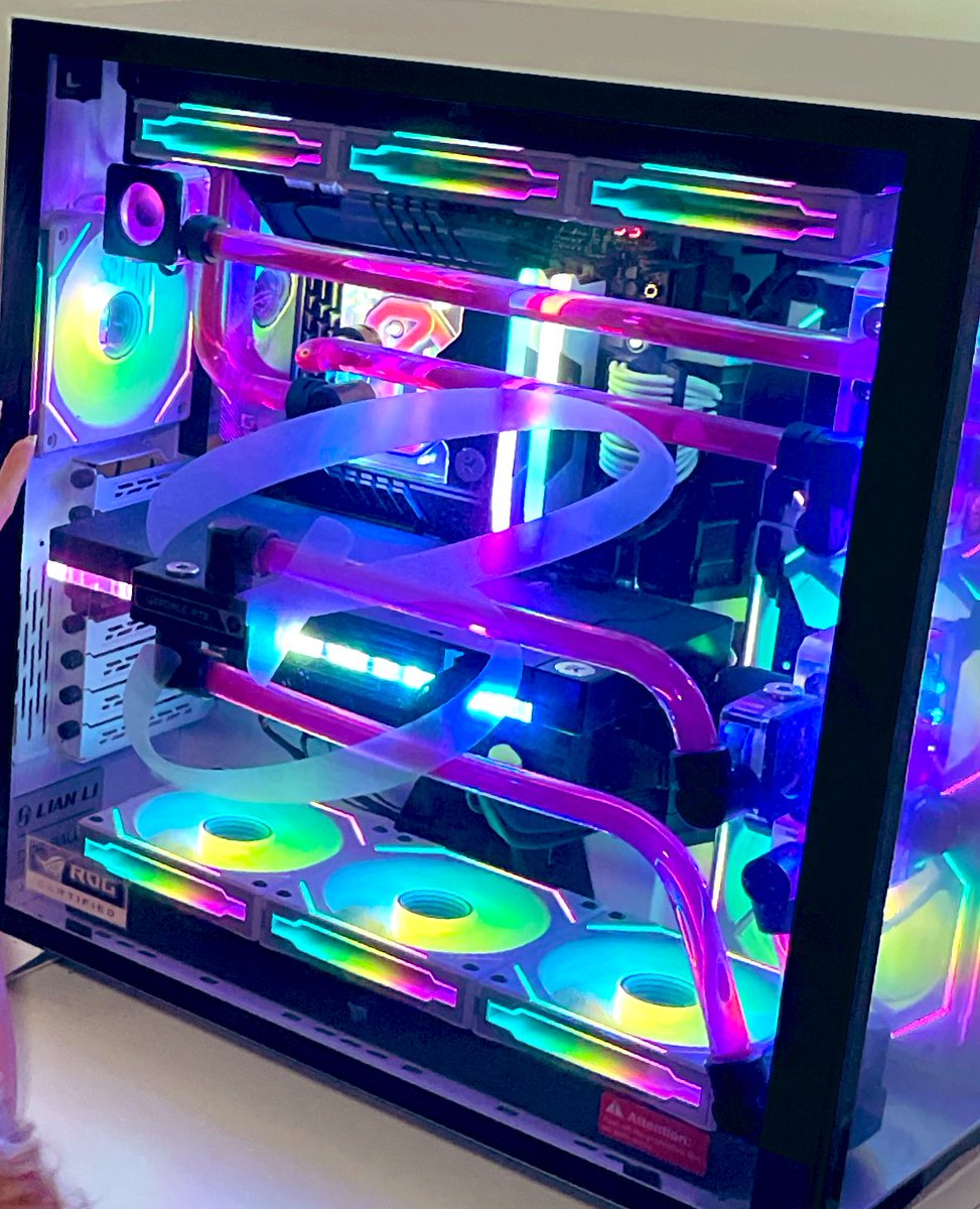 in love, prettiest pc 🌊💕 @CyberPowerUK