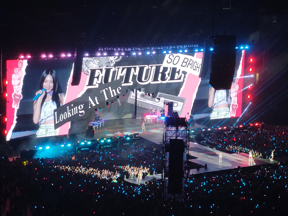 VictorRB | VIU O TWICE E A TZUYU tweet media