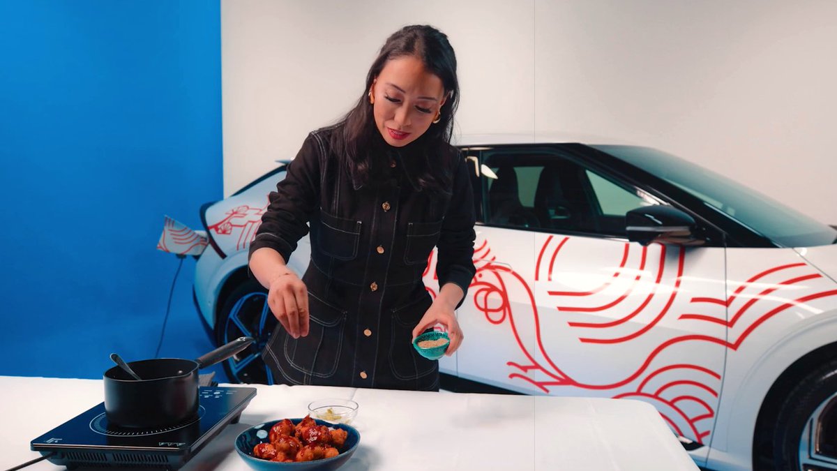 In the lead-up to Korean New Year, we’ve teamed up with @JudyJooChef to create one of her iconic recipes. The twist? Judy has cooked it all using power from the fully electric #EV6⚡️ Make sure to check out the full video on Judy’s channel! #KiaUK #Seollal