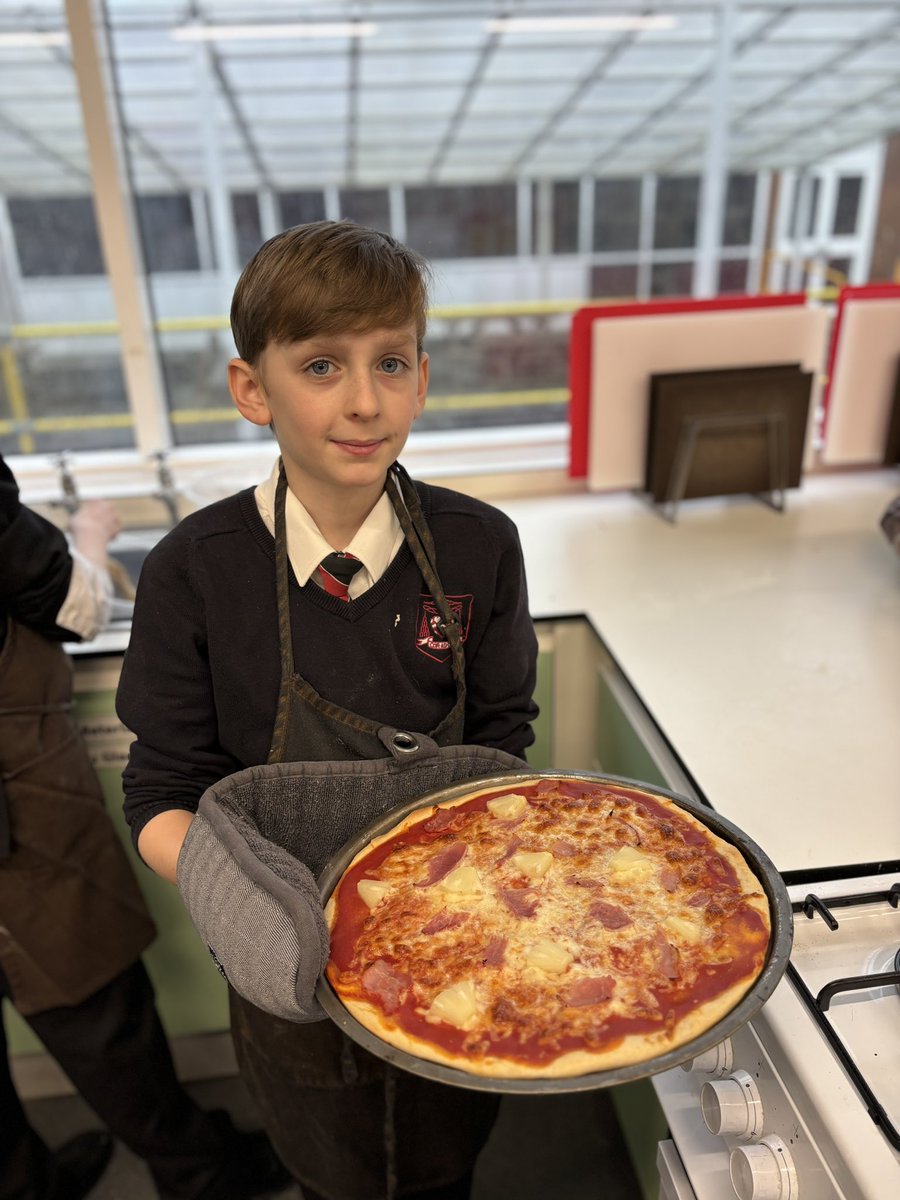 CNSFood's tweet photo. Year 8 smashing the pizza practical today. https://t.co/M2lWjNpSUb