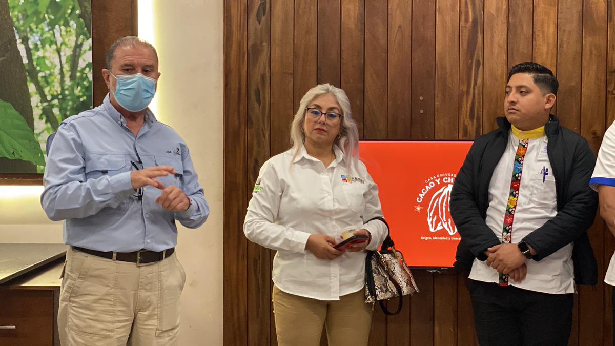 Turismo_Tabasco's tweet photo. Invitamos a nuestros amigos hoteleros agremiados a la @AMHMT para conocer @cachacacao y que lo puedan ofertar entre sus huéspedes, además de invitarlos a conocer las #RutaDelCacaoAlChocolate.
+info en: https://t.co/PtaCamY5vK 👈
Tabasco es #PatriaDelCacao y #CunaDelChocolate https://t.co/Pc7GxL56IW