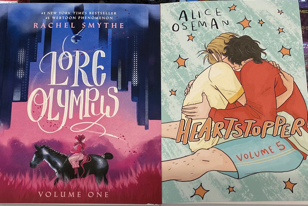 StMarksComicsNY's tweet photo. #valentinesday is LESS THAN A WEEK AWAY!! #valentinesdaygifts are HERE!

#shopsmallshoplocal #industrycity #brooklyn #comics #graphicnovels #heartstopper #loreolympus #valentines #valentinesgift #vday #vdaygifts #valentinesdaygift https://t.co/MclDZuofJq
