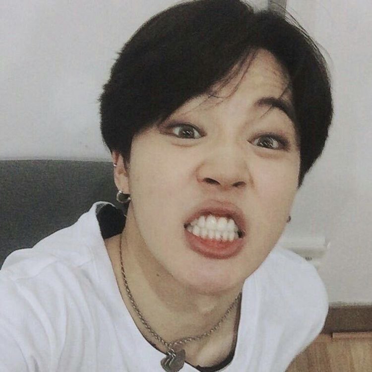 hourlydolljimin's tweet photo. https://t.co/8d8Zbi4rHS