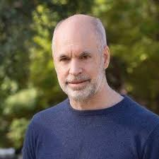 64Elcira's tweet image. el Pelado botón, dejó dos años sin hacer los mantenimientos de los pluviales, porque tenía que trabajar de candidato a presidente.
NO SE INUNDA MÁS, Larreta!!!😡👊