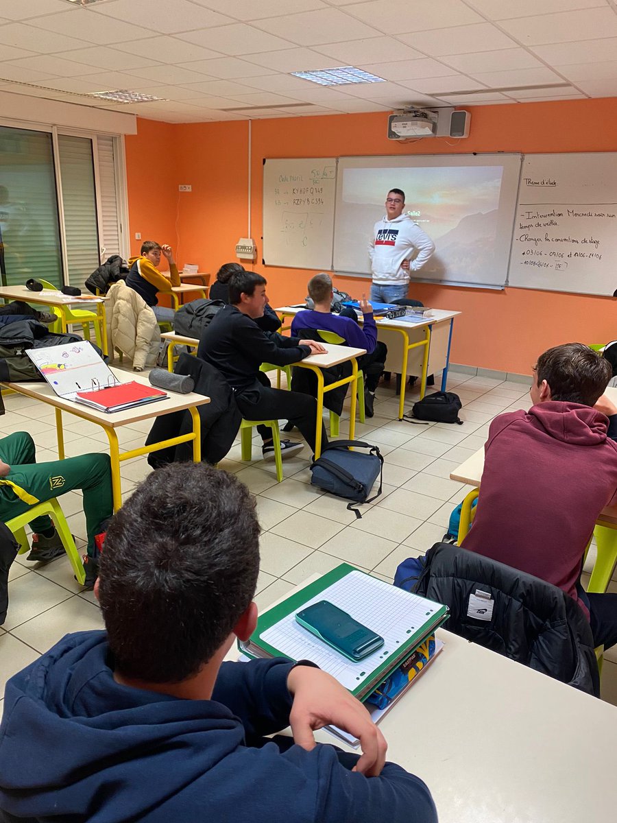 Intervention de 3 anciens élèves auprès des jeunes de #3ème sur leur parcours d’orientation ! Merci à Mathis Soulard Baptiste Chupin et Fabien Gabory ! 😀👍 #MFR #CFA #chemillé  MFR Chemillé Mfr Mfr MaineetLoire Portes Ouvertes MFR-CFA Chemillé : 16 mars 2024 😉