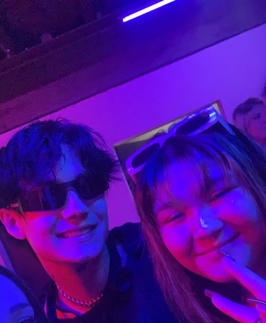 ANGXLSANDDXMONS's tweet image. happy birthday jaden , you are so so so loved and i’m so proud of you , i miss you dearly and i can’t wait to see you again one day, thank you for being you , this is your year!! you deserve everything bb i love you so much and happy jordan year! @JadenHossler #HappyBirthdayjxdn