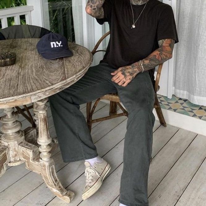 H3LLDEV1L's tweet image. ————— 📷