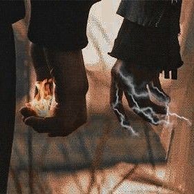 AFTRG00TA's tweet photo. ㅤ  ㅤ ㅤ𝐀ula de 𝐃efesa.
ㅤ  ㅤ ㅤ𝐂om 𝐓atsuo 𝐌izushima. https://t.co/Cutzjfiv2t
