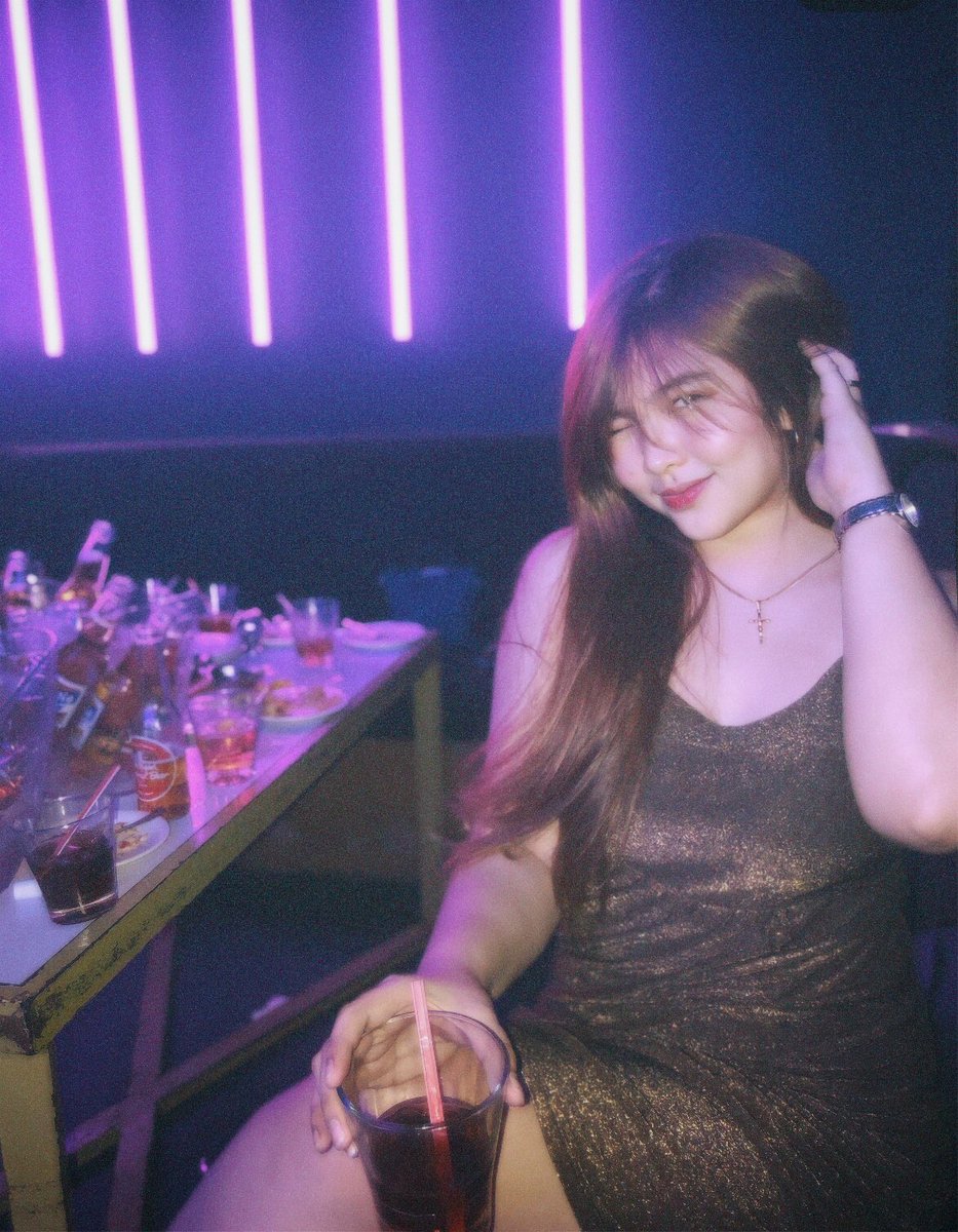 amdmnl_'s tweet photo. 🥂 https://t.co/j1ahFk3tDF