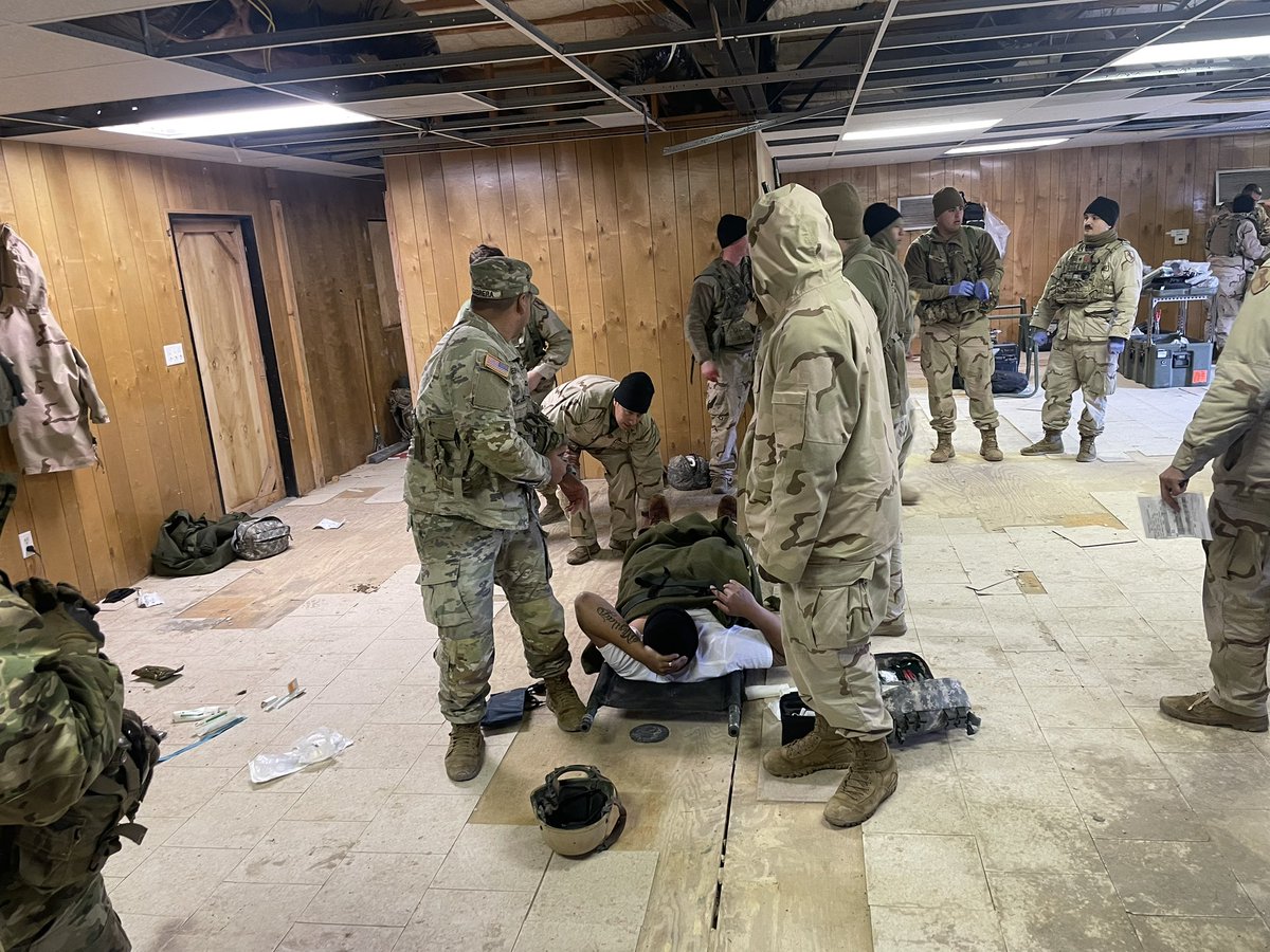 70thRCO's tweet image. ALLONS! Blackhorse medics are ALWAYS prepared! Practiced their craft this morning with a MASCAL exercise to ensure they are ready to care for our Troopers. BLACKHORSE FOREVER! @CSM_Shaiko @11ArmoredCavReg @NTC_UPDATE @NTC_Lead07