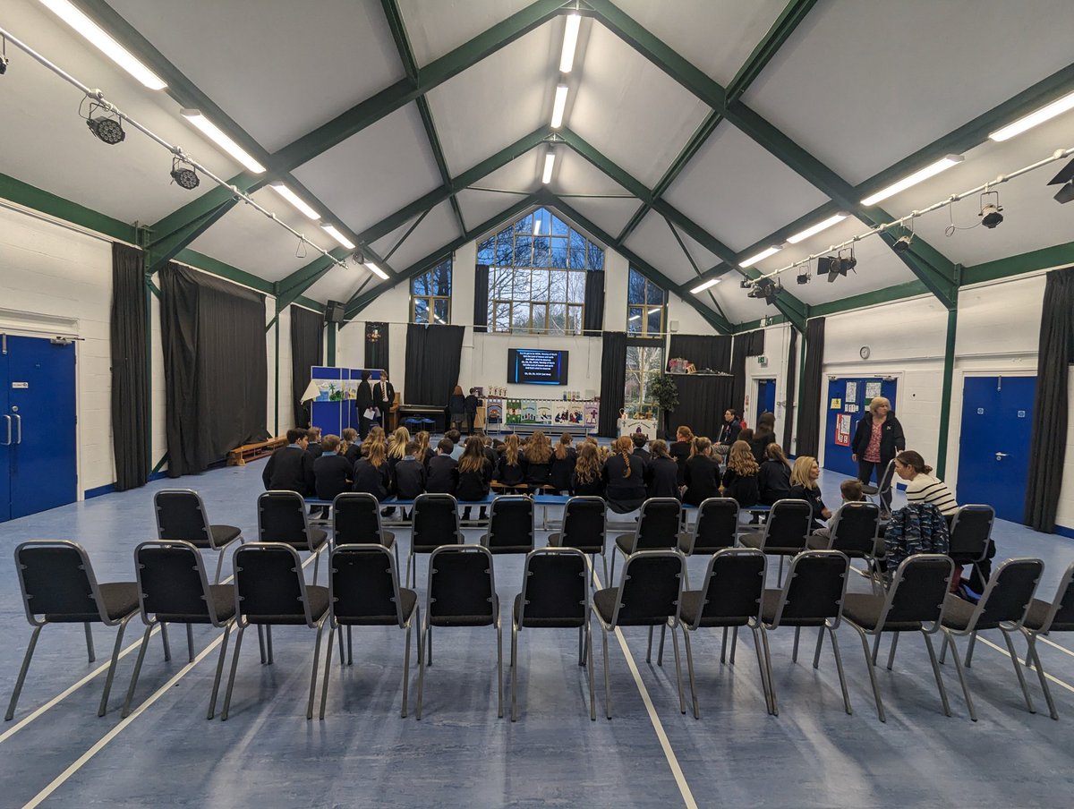 Very pleased to be at Bretherton Primary this morning, delivering an online safety assembly for students and parents. Thanks to Jules and Benjy.