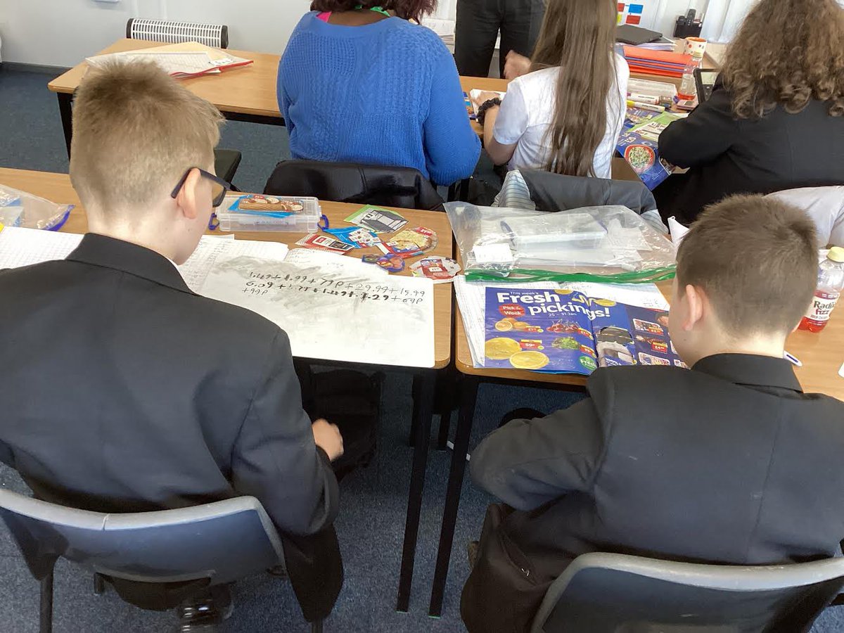 PingleMaths's tweet photo. Year 7 have been working hard on using the Maths they have learnt to do an Aldi shop. Mr Madhoubi has given them £100 each and they are using what they have learnt about decimals and arithmetic in class to spend the money.@deferrerstrust @PingleAcademy https://t.co/R2yUXb2uHi