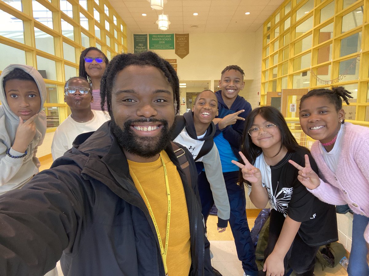 Mr. Gray tweet media