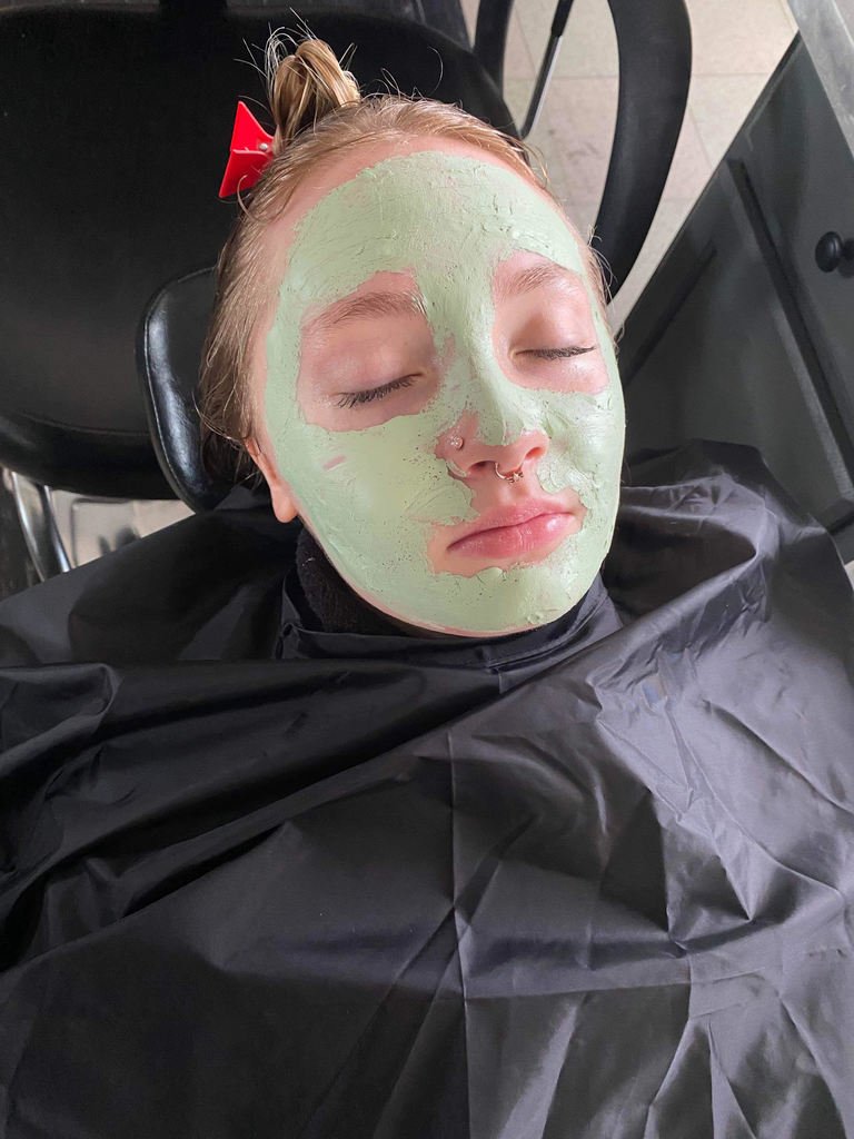 SCCIndiana's tweet photo. Cosmo I students enjoying facials today.
Reminder: Cosmetology is OPEN to clients Tuesdays, Wednesdays, and Thursdays weekly!
Call for and appointment or walk-ins are also welcome!
#SCCexperience #SCClearning #SCCcosmetology #Cosmetology #Beautician #Beauty #Salon #CosmoFacial https://t.co/m71vziGwUE