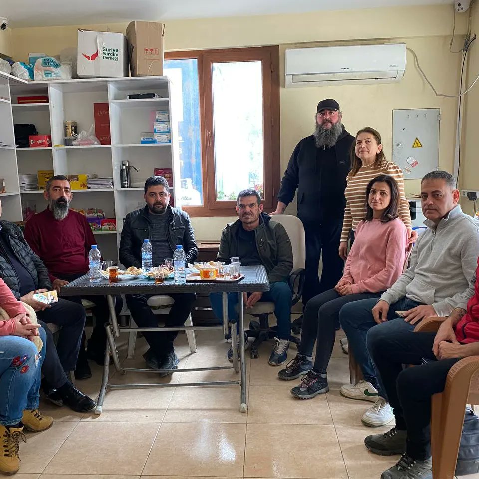 Hizamrc's tweet photo. Gümüşgöze Mahallesi Muhtarı Muhsin GÜLER,Samankaya Mahallesi Muhtarı Mehmet REYHAN, Yeşilpınar Mahallesi Muhtarı Erkan MANSUROĞLU ve Gümüşgoze Mahallesi Muhtar adayı Retip KARAALİ ile görüştük.Önümüzdeki yerel seçimlerle ilgili görüş alışverişinde bulunduk.Nezaketleri için  teşekkür ederiz.