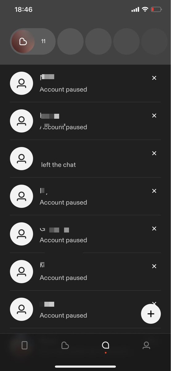 WeerStandS's tweet photo. @feeldCo Hey there Feeldnerds,

Notifications ‘3’  keeps staying on the app icon, no matter what I do in Feeld app!

And is the match list supposed to look like this disaster zone? 

I just updated again! What’s going on? https://t.co/zCI0YXIsz1