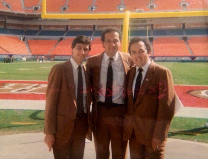 Enero 1989, Super Bowl XXIII en Miami, el gran regreso de San Francisco para vencer a Cincinnati. Faltan 3 días para el Super Bowl LVIII, a las 5 por el 5. #SBenTelevisa ⁦@adevaldes⁩ ⁦@pepesegarra⁩