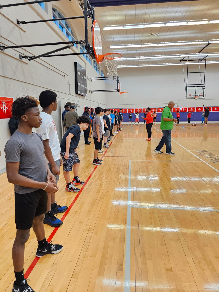 HPARD (@hpard) on Twitter photo Basketball clinic at Moody hosted by the Houston Rockets, the Houston Parks & Rec. Department, and the Greater Houston Police Activities League; 70 kids came out and took part in various basketball fundamental drills and team building activities. <a href="/houstonrockets/">Houston Rockets</a> <a href="/houstonpolice/">Houston Police</a> Basketball clinic at Moody hosted by the Houston Rockets, the Houston Parks & Rec. Department, and the Greater Houston Police Activities League; 70 kids came out and took part in various basketball fundamental drills and team building activities. <a href="/houstonrockets/">Houston Rockets</a> <a href="/houstonpolice/">Houston Police</a>