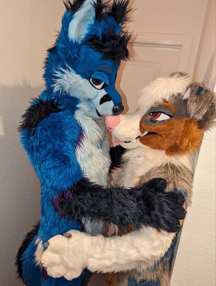 Oh hey, didn't see you there. Don't mind us! 🤫

🐶 <a href="/Jakeshep418/">Jake Aussie @ Megaplex</a> 
📸 <a href="/PkDibbun/">Pk Dibbun</a>