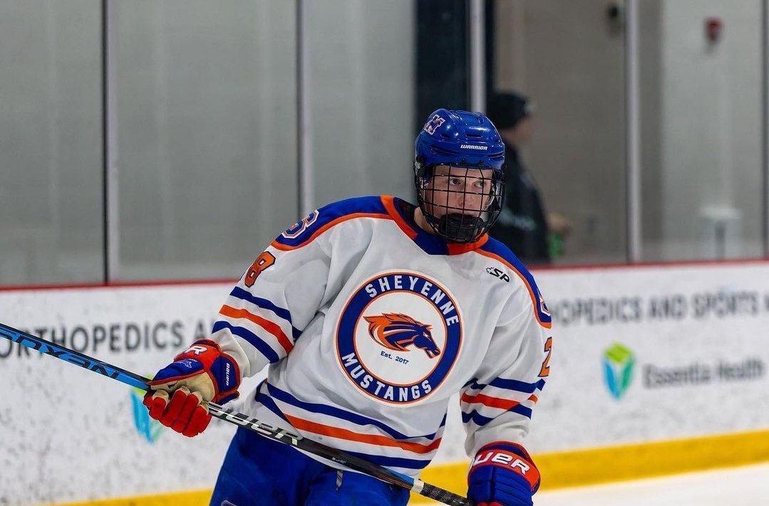 Today's Senior Spotlight is another three sport athlete and state champion on the tennis court and golf course, #28 Mason Christensen.

Next Year's Plans:
"Attend UND for Physical Therapy."

Favorite Hockey Memory:
"Beating Grand Forks Central to make state Sophomore year."