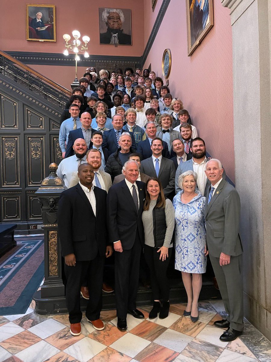 dwdanielFB's tweet photo. We appreciate @CarterSCHouse3 for inviting the 2023 AAA State Champions to be recognized at the SC State House today. Thank you to Governor @henrymcmaster for taking time to address the team as well. Go Lions! #WinToday! https://t.co/dPx7qYVIRI