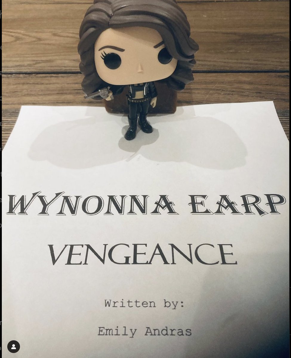 grace_grace424's tweet photo. Big win for the Earpers today! #WynonnaEarp https://t.co/DqA2z74di9