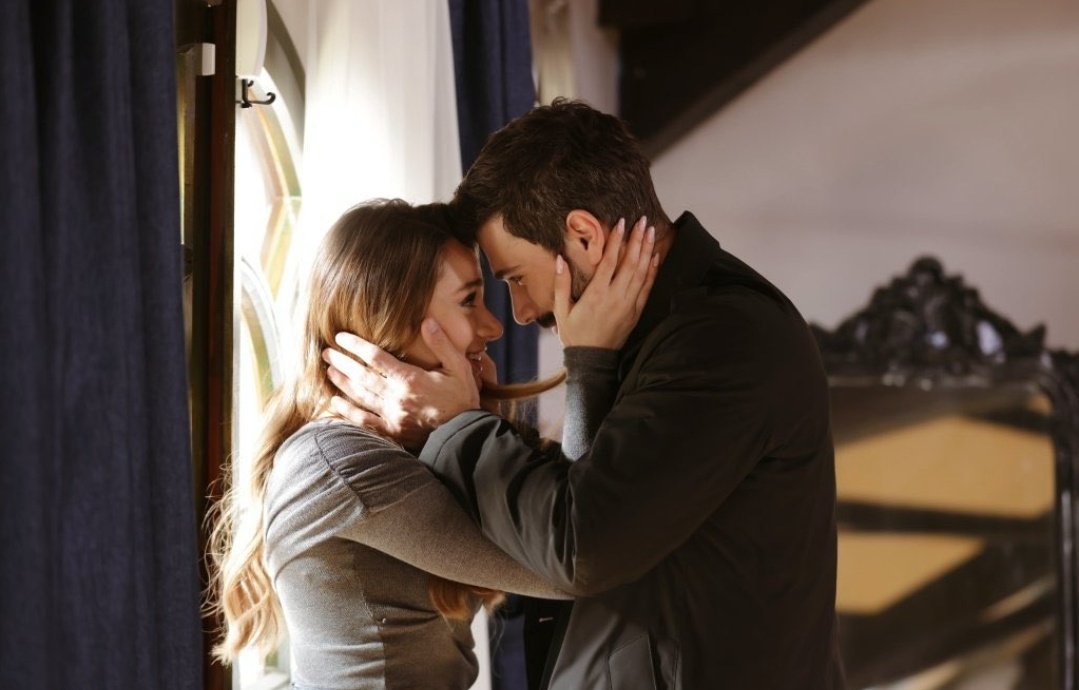 Reytingleri ele geçirme zamanııı
Her kes ekran başında mı?💥 #HalZey
#HudutsuzSevda