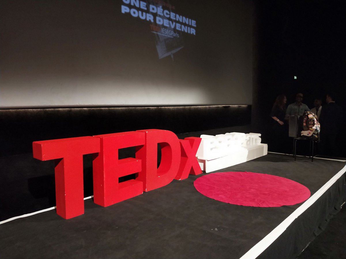cbonanni64's tweet photo. Welcome to @TEDxIESEGParis  #conference #AI "une décennie pour devenir" #GrandRex https://t.co/E5DGm5K3mq