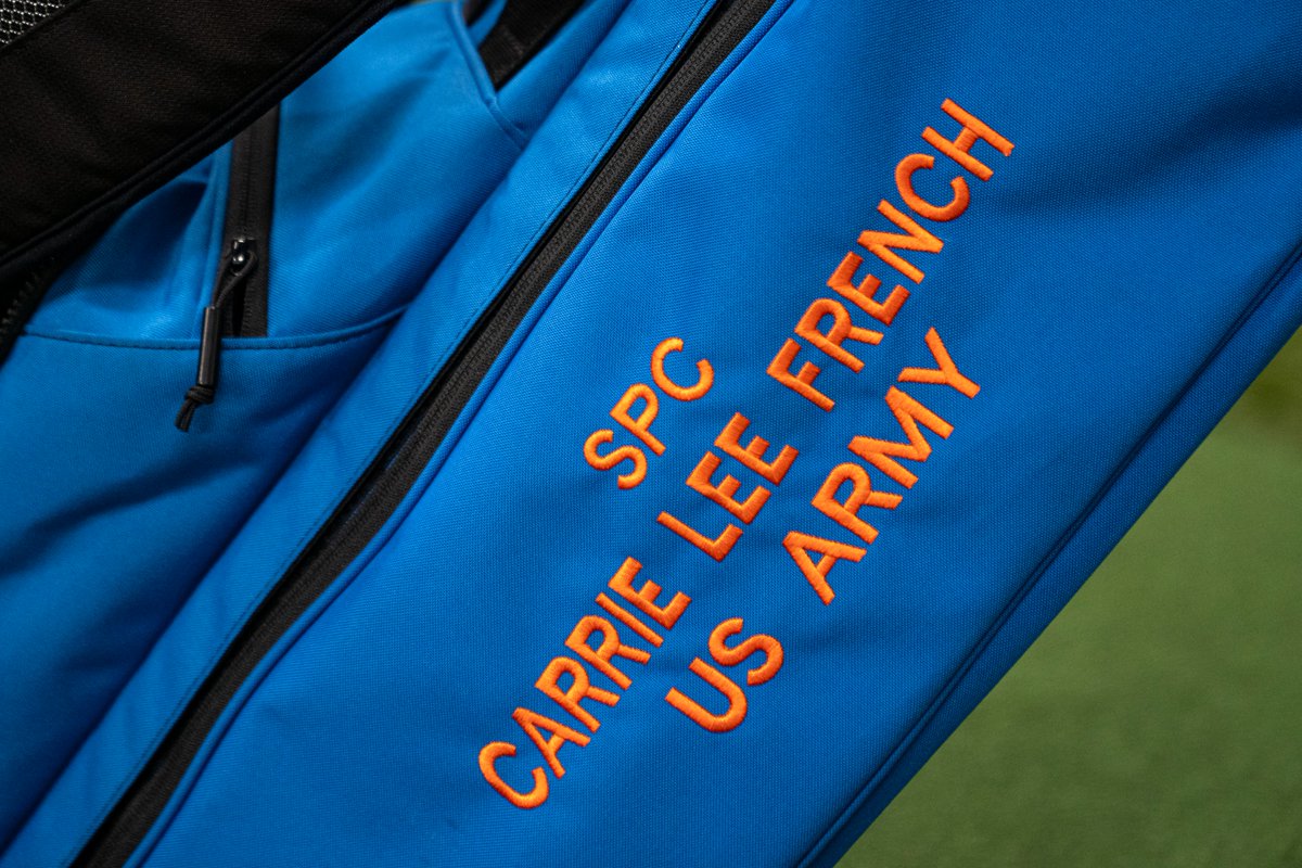 BroncoSports's tweet photo. This season, the Boise State golf programs are honoring the lives of fallen veterans. 🇺🇸💙

🏌️‍♂️ Army Spc. John G. Borbonus
🏌️‍♀️ Army Spc. Carrie L. French

📰 https://t.co/ZUo3x3UpcE

#BleedBlue | #WhatsNext https://t.co/KVzFRXav8F