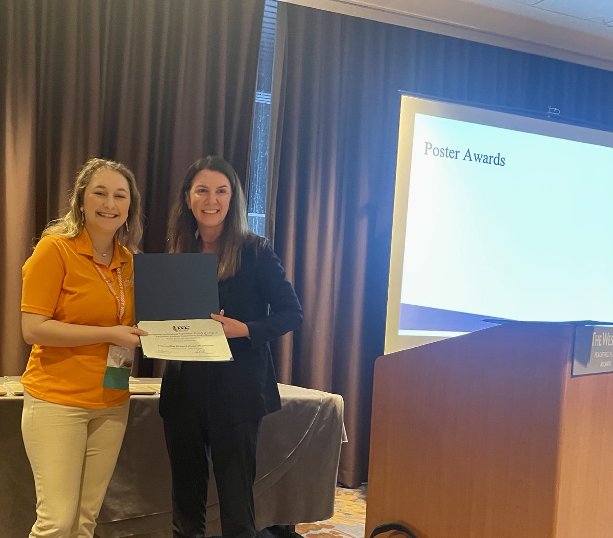 UTKALEC's tweet photo. If you're looking to engage in undergraduate research, #ALEC is a great place to do it! Congratulations to  Jordan Richardson and Kailyn Kosko for each receiving the Outstanding Poster Award at the Southern Region AAAE Conference! #GoVols #UndergraduateResearch https://t.co/am8j27sK90