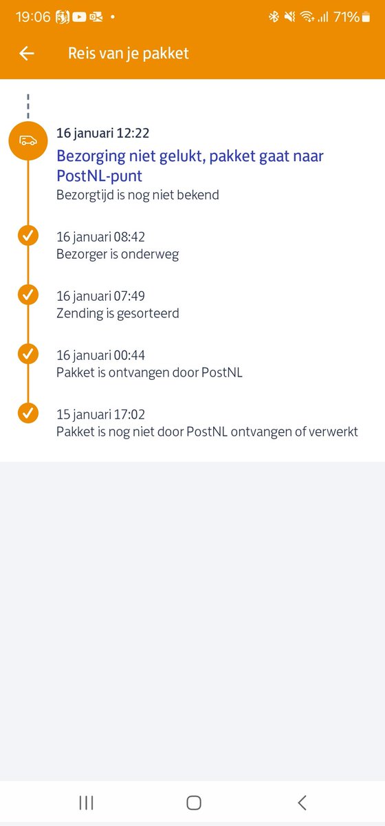 RobinvanMaris's tweet photo. @PostNL @KruidvatService Zouden jullie even mee willen kijken?

Een pakketje voor ons van Kruidvat is al bijna een maand 'onderweg' naar een Bruna Afhaalpunt.

Enig idee wat er mis is gegaan?

Graag volgen, zodat ik gegevens kan DM'en! Merci! https://t.co/reFwMJP56L