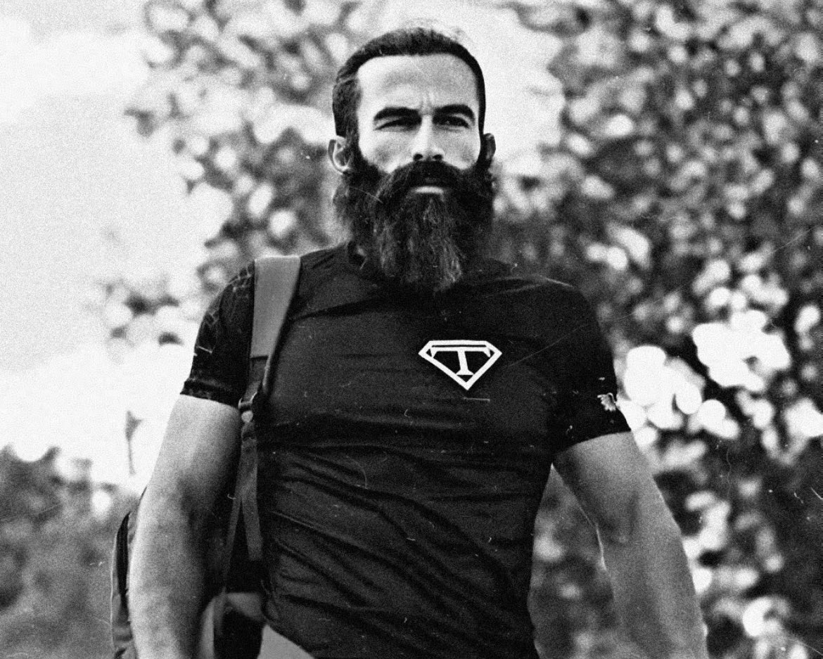 enw4s's tweet photo. Turabi yokken Survivor izlemeyenler kendini belli edebilir mi ? 🙋🏻‍♂️

#Turabi #SurvivorAllStar2024 https://t.co/zkNEk2OVOs
