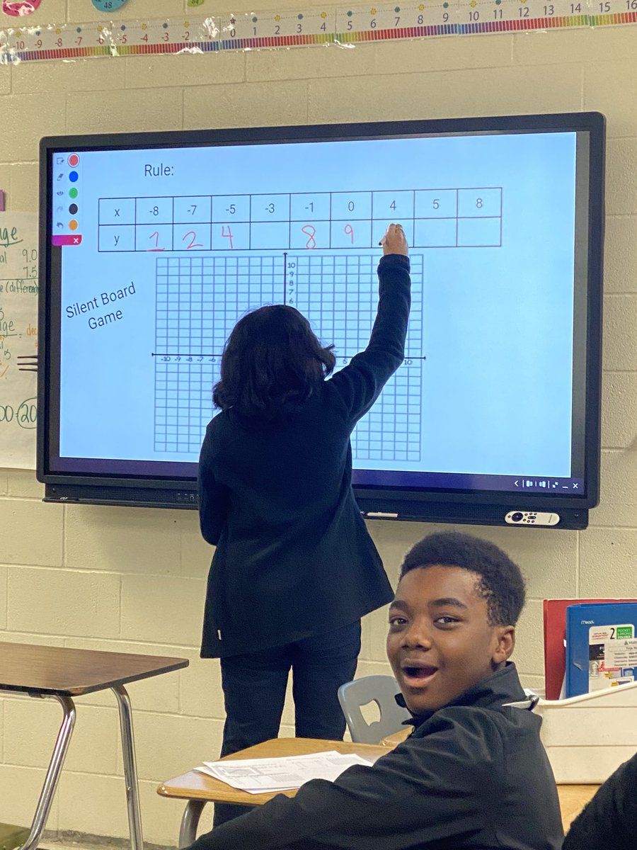 Monica Olivas tweet media