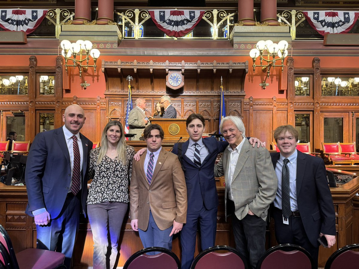 FairfieldRTC's tweet photo. Members of the #FairfieldCT Republicans visited the Capitol yesterday for the opening of the #2024LegislativeSession!
Thank you to our wonderful host State @SenatorHwang for the invitation and making this day possible. We look forward to following the upcoming session! https://t.co/qsURLKyjwp