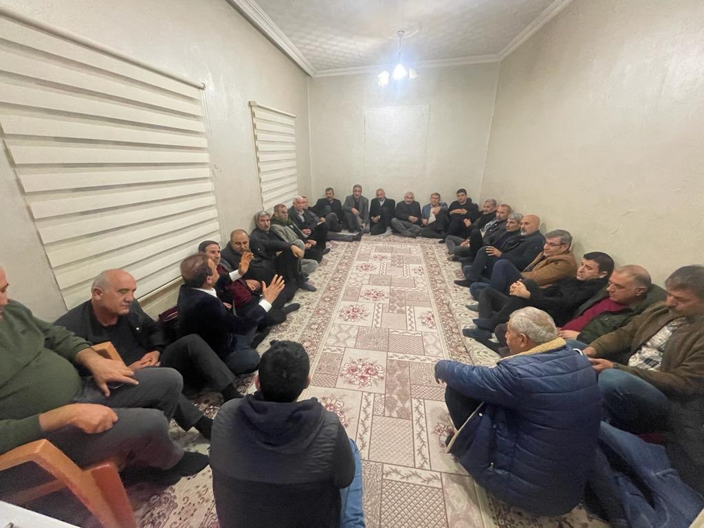 Aday adaylığı süreci sonrası Hilvan da ailem kavi aşireti olarak istişare ettik