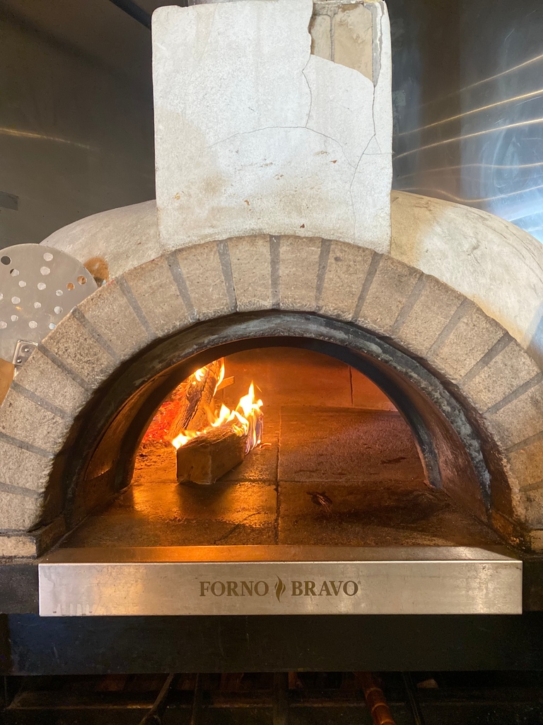 At Tutto Pizza Pasta, we believe in doing things the traditional way – because classics never go out of style! Join us for a pizza experience that's rich in heritage and flavor.
#TuttoPizzaandPasta #Tuttokeybiscayne⁠ ⁠