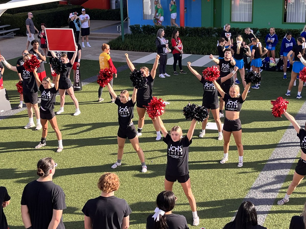 SC_compcheer tweet picture