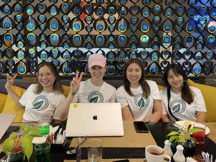 RainforestCx's tweet photo. Our tech team unites in person – because some moments are too good to be virtual. Taking collaboration to new shores, this trip to Thailand was a success! 🌏 ✨
#TeamBonding #MakingMemories #WorkTripAdventures #collaboration #rfcx #arbimon #usingtechtoprotect