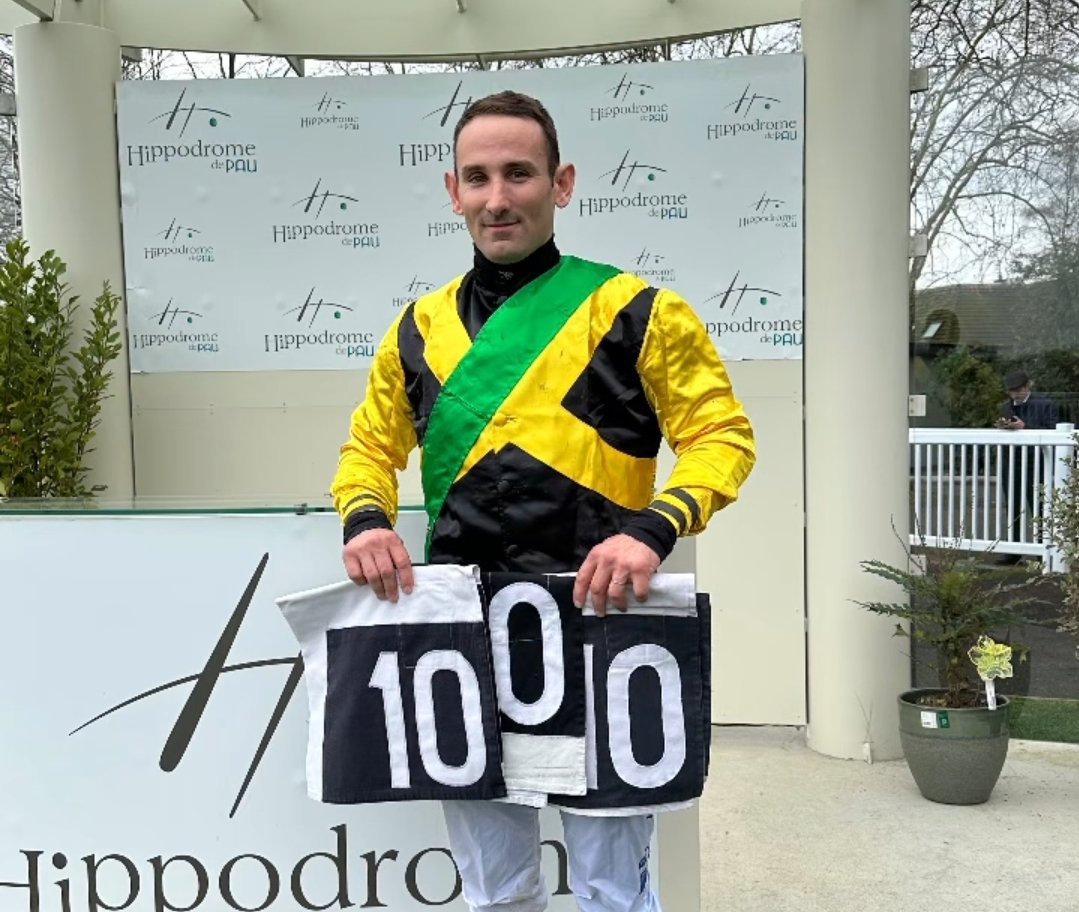 Félicitations au jockey Bertrand Lestrade, victorieux de sa 1000ème course en obstacle en France ce jeudi sur l'hippodrome de Pau ! 

<a href="/lestradebertra1/">Bertrand Lestrade</a> <a href="/Hippodrome_Pau/">Hippodrome de Pau</a> <a href="/francegalop/">France Galop</a> <a href="/assojockeys/">Association des Jockeys</a>