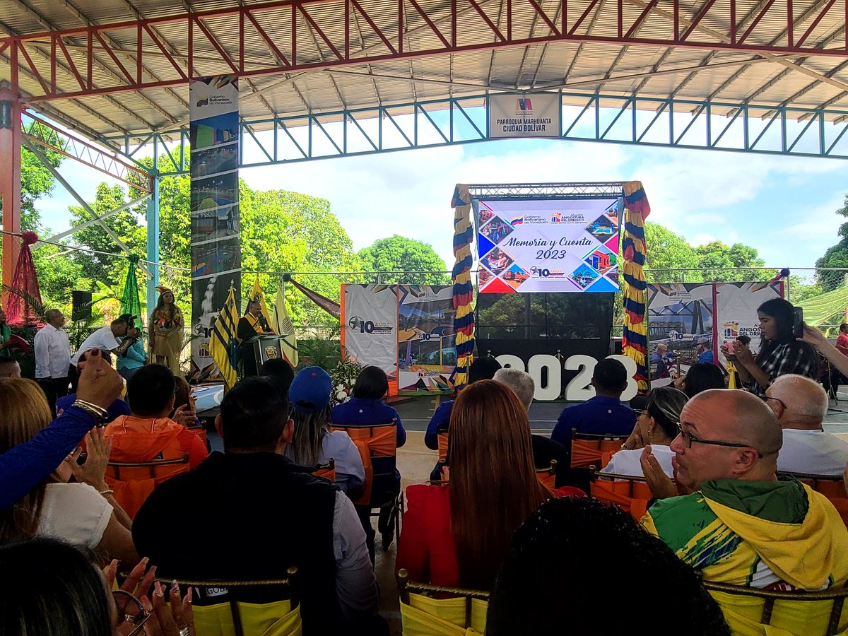 NGuevara4F's tweet photo. Hoy tuvimos el honor de decir presente en la rendición de cuentas de nuestro alcalde del Municipio Angostura del Orinoco @comandosergioh Excelente gestión que ha venido realizando en beneficio de nuestro pueblo como lo orienta nuestro potencial @NicolasMaduro #7TEnUniónYEsfuerzo https://t.co/Hx61ZDmORL