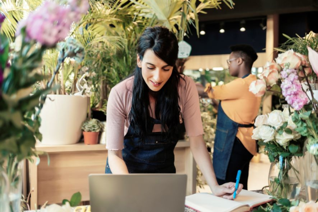 OtiumAgency's tweet photo. There will be some tax changes you can expect in the next couple years. Gene Marks explains what those changes will be and how you can prepare for it! https://t.co/Za8zrDj09X https://t.co/etgjBgHnbh https://t.co/wqEU4Fvdbz