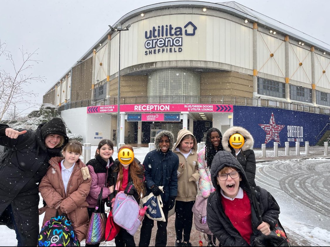 They’ve  made it through the snow ❄️ to Young Voices ❤️ have a fabulous time, and sing your hearts out, Victoria Primary!! #YoungVoices #SheffieldArena