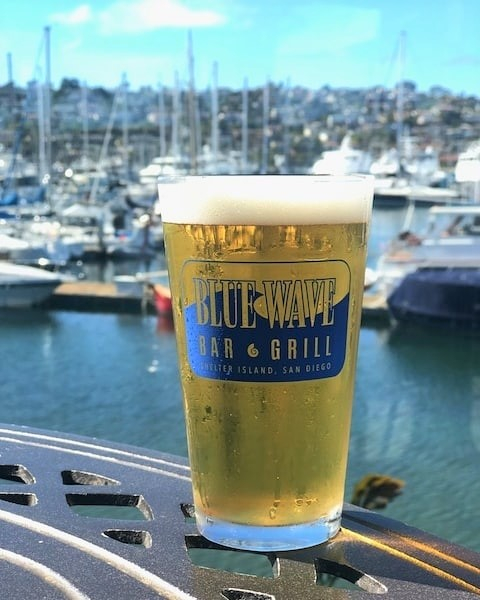 BlueWaveIP's tweet image. Get ready to tackle Super Bowl Sunday at Blue Wave! 🏈🍻

Score big February 11th with game day sips and bites! Enjoy fan favorites like carne asada fries, smoked wings, and fried chicken sandwiches 🍟

#IslandPalms
   islandpalms.com/our-hotel/even…