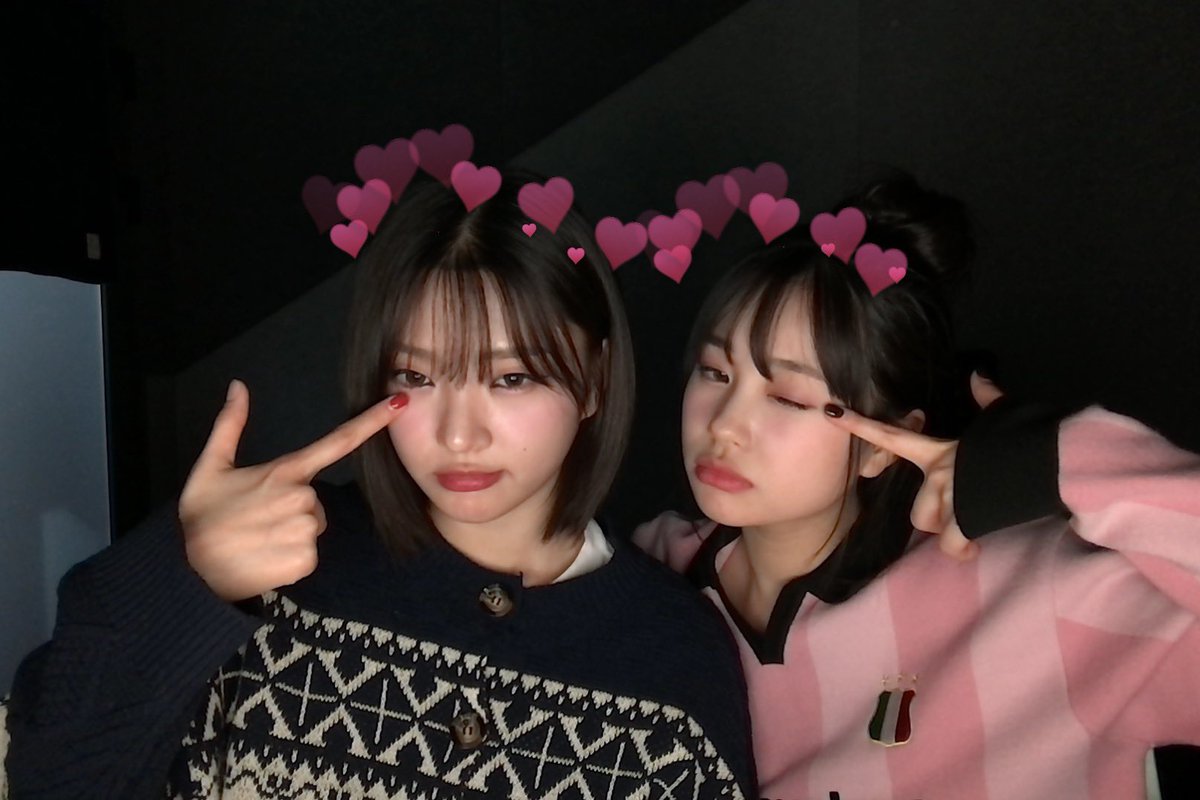 Pretty girls 🖤🩷
#JIHAN #지한 #WEEEKLY #위클리